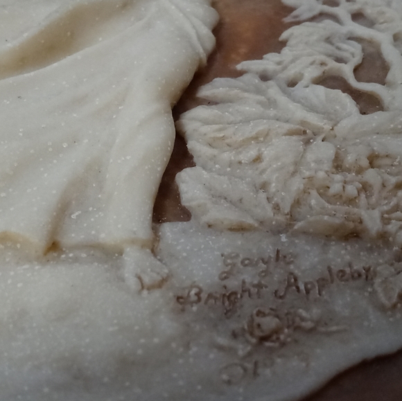 Sculptured by Gayle Bright Appleby 🍎Plate no.13924 Limited Edition 1979. - Picture 7 of 12